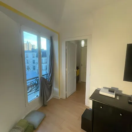 Cosy En Face Du Palais Des Congres Apartment Paris